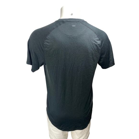 Rhone Reign Men's Black Short Sleeve Crew Neck Athletic T Shirt Tee Top Size M - Picture 2 of 4